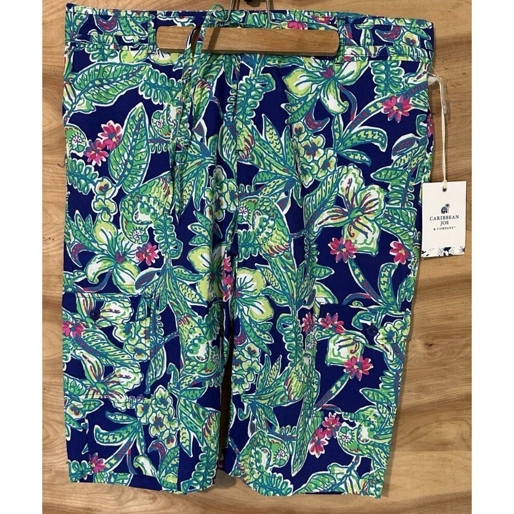 NWT Caribbean Joe Women's 14 Flat Front Cargo Bermuda Shorts floral Tropical